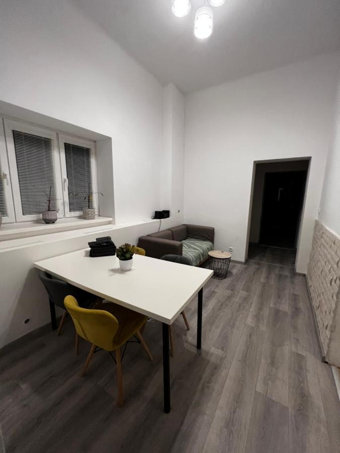 Mlynsky Ostrov Apartment 2 Zdice Екстер'єр фото